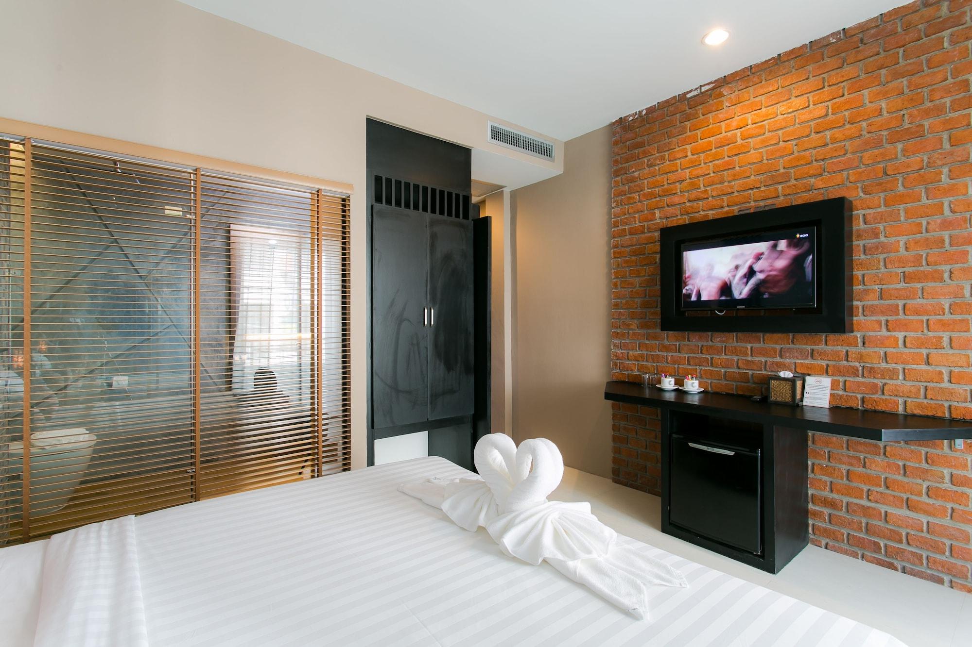 The House Patong Hotel Ngoại thất bức ảnh