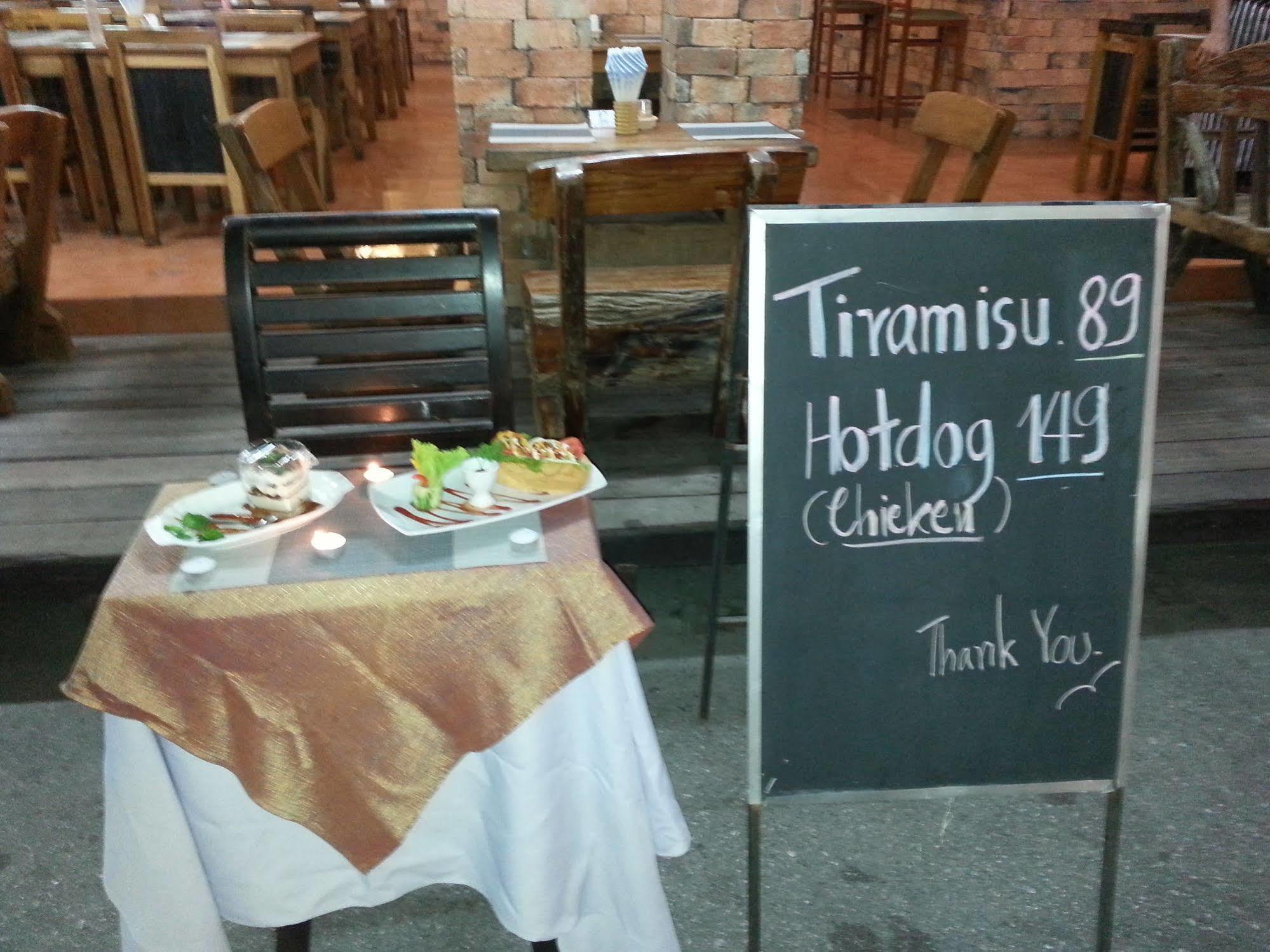The House Patong Hotel Ngoại thất bức ảnh