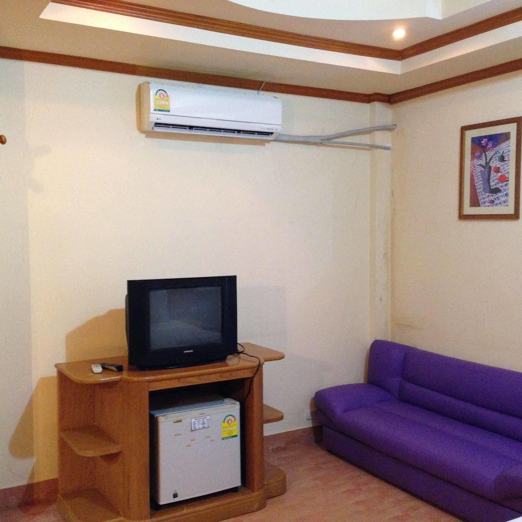The House Patong Hotel Ngoại thất bức ảnh