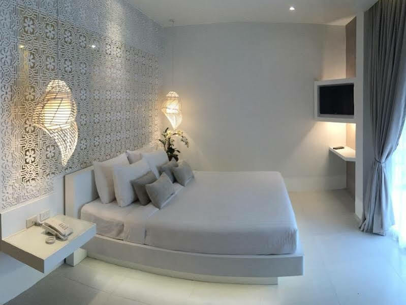 The House Patong Hotel Ngoại thất bức ảnh