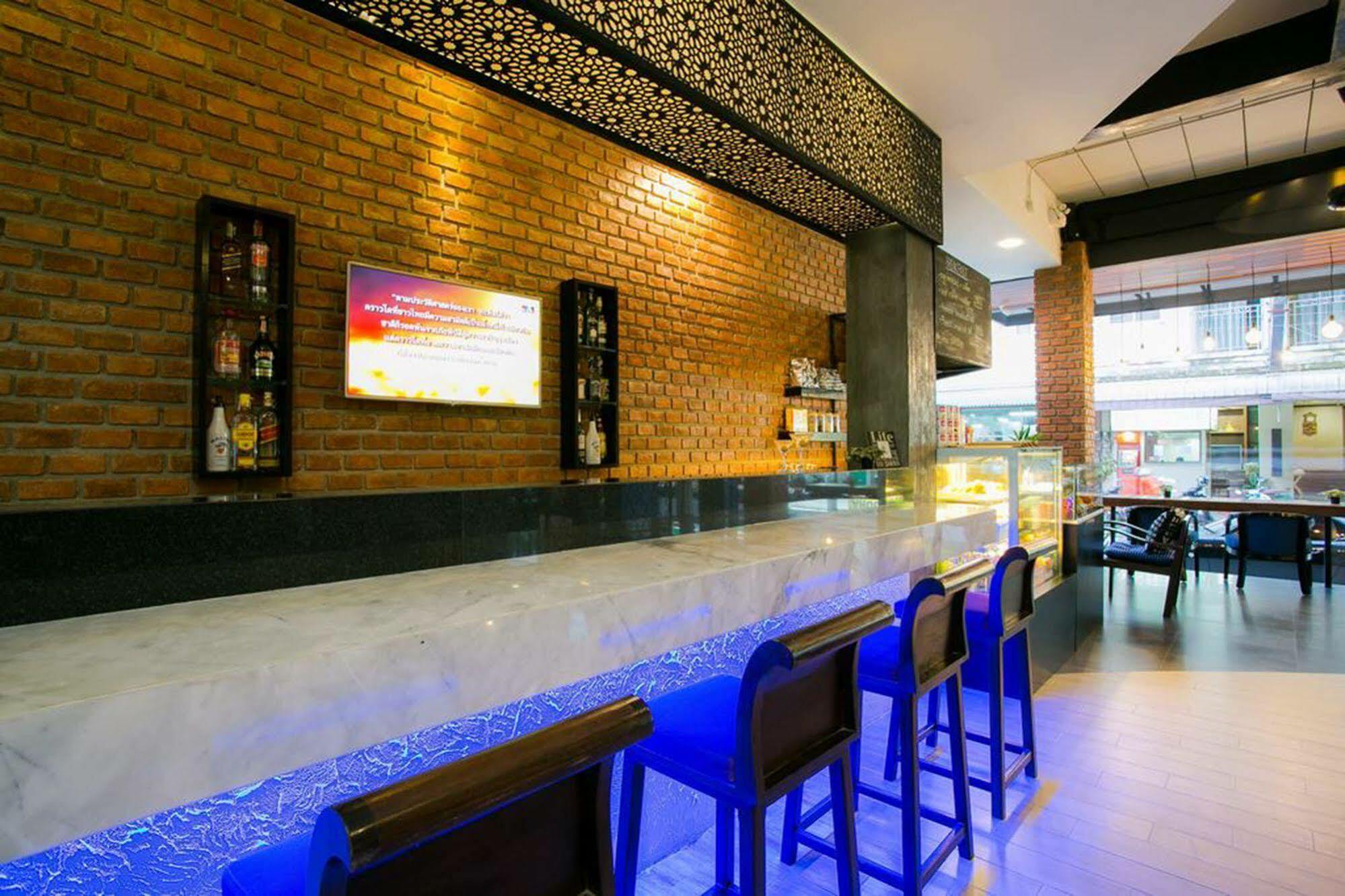 The House Patong Hotel Ngoại thất bức ảnh