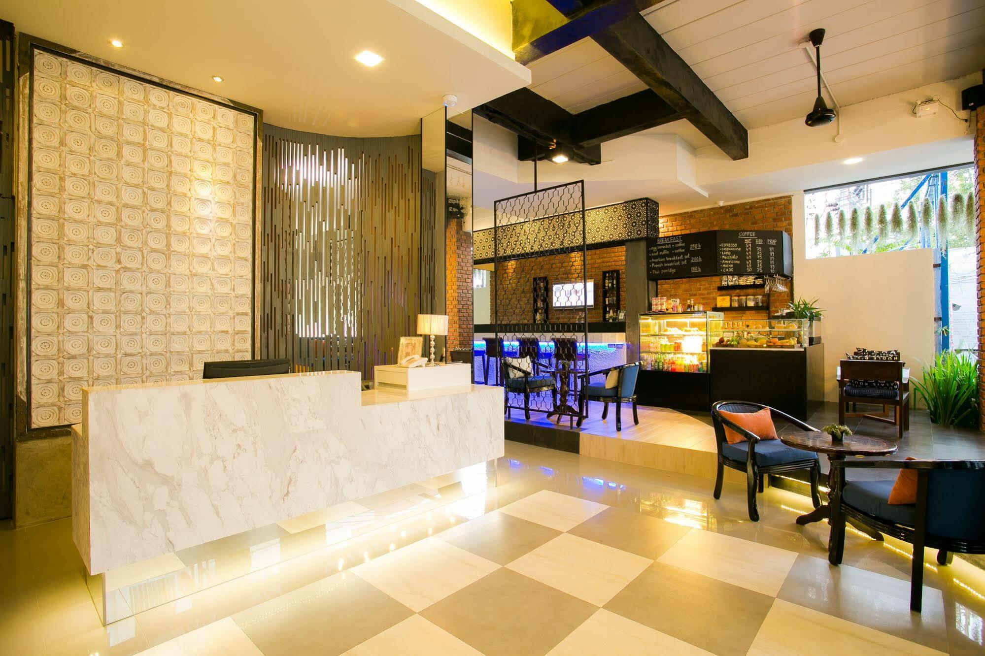 The House Patong Hotel Ngoại thất bức ảnh
